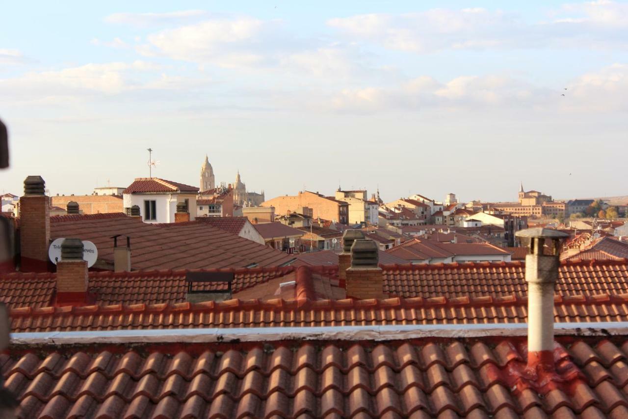 Vut Skyline Apartment Segovia Exterior photo